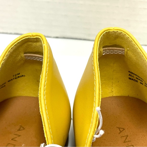 ANDIAMO Amarshall Yellow Open Toe Flats - Picture 5 of 7